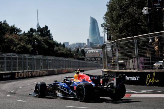 Isack Hadjar (FRA) Red Bull Racing RB22.
24.09.2026. Formula One World Championship, Rd 15, Azerbaijan Grand Prix, Baku, Azerbaijan, Practice Day.
- www.xpbimages.com, EMail: requests@xpbimages.com © Copyright: Charniaux / XPB Images