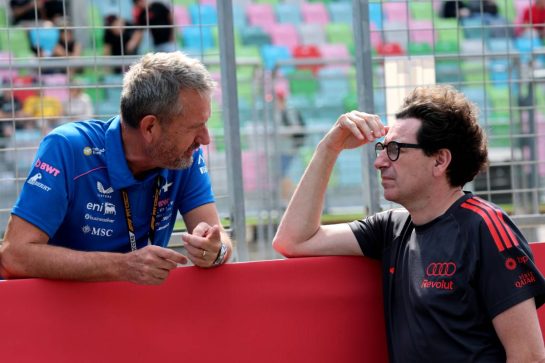 (L to R): Steve Nielsen (GBR) Alpine F1 Team Managing Director with Mattia Binotto (ITA) Audi F1 Team Motorsport Chief Operating and Chief Technical Officer.
25.09.2026. Formula One World Championship, Rd 15, Azerbaijan Grand Prix, Baku, Azerbaijan, Qualifying Day.
- www.xpbimages.com, EMail: requests@xpbimages.com © Copyright: Batchelor / XPB Images