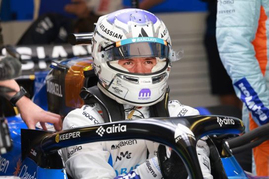 Alexander Albon (THA) Williams F1 Team FW48.
25.09.2026. Formula One World Championship, Rd 15, Azerbaijan Grand Prix, Baku, Azerbaijan, Qualifying Day.
- www.xpbimages.com, EMail: requests@xpbimages.com © Copyright: Charniaux / XPB Images