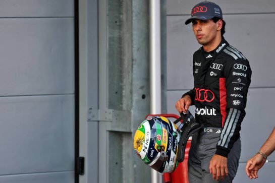 Gabriel Bortoleto (BRA) Audi F1 Team.
25.09.2026. Formula One World Championship, Rd 15, Azerbaijan Grand Prix, Baku, Azerbaijan, Qualifying Day.
- www.xpbimages.com, EMail: requests@xpbimages.com © Copyright: Batchelor / XPB Images