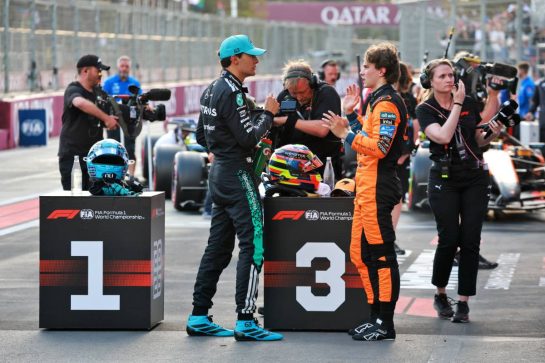 (L to R): George Russell (GBR) Mercedes AMG Formula One Team with third placed Oscar Piastri (AUS) McLaren F1 Team in qualifying parc ferme.
25.09.2026. Formula One World Championship, Rd 15, Azerbaijan Grand Prix, Baku, Azerbaijan, Qualifying Day.
- www.xpbimages.com, EMail: requests@xpbimages.com © Copyright: Charniaux / XPB Images