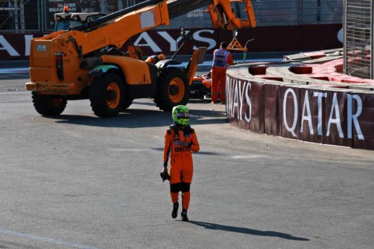 Lando Norris (GBR) McLaren F1 Team retired from the race.
26.09.2026. Formula One World Championship, Rd 15, Azerbaijan Grand Prix, Baku, Azerbaijan, Race Day.
- www.xpbimages.com, EMail: requests@xpbimages.com © Copyright: Charniaux / XPB Images