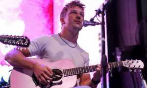 Speed and sound: Lawson brings down the house in Austin!