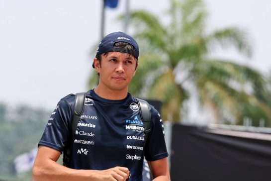 Alexander Albon (THA) Williams F1 Team.
01.10.2026. Formula 1 World Championship, Rd 16, Bahrain Grand Prix, Sepang, Malaysia, Preparations Day.
- www.xpbimages.com, EMail: requests@xpbimages.com © Copyright: Moy / XPB Images