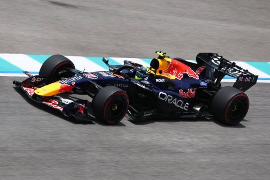 Isack Hadjar (FRA) Red Bull Racing RB22.
02.10.2026. Formula 1 World Championship, Rd 16, Bahrain Grand Prix, Sepang, Malaysia, Practice Day.
- www.xpbimages.com, EMail: requests@xpbimages.com © Copyright: Bearne / XPB Images