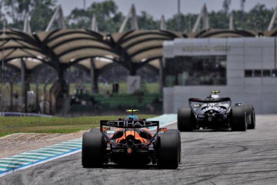 Lando Norris (GBR) McLaren F1 Team MCL40.
02.10.2026. Formula 1 World Championship, Rd 16, Bahrain Grand Prix, Sepang, Malaysia, Practice Day.
- www.xpbimages.com, EMail: requests@xpbimages.com © Copyright: Moy / XPB Images