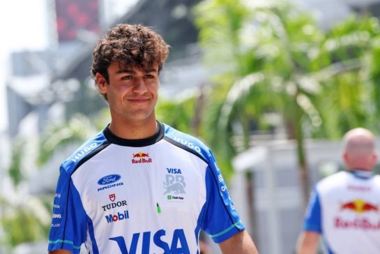 Arvid Lindblad (GBR) Racing Bulls Formula One Team.
02.10.2026. Formula 1 World Championship, Rd 16, Bahrain Grand Prix, Sepang, Malaysia, Practice Day.
- www.xpbimages.com, EMail: requests@xpbimages.com © Copyright: Bearne / XPB Images