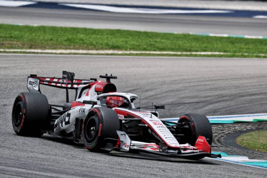 Esteban Ocon (FRA) Haas F1 Team VF-26.
03.10.2026. Formula 1 World Championship, Rd 16, Bahrain Grand Prix, Sepang, Malaysia, Qualifying Day.
- www.xpbimages.com, EMail: requests@xpbimages.com © Copyright: Moy / XPB Images