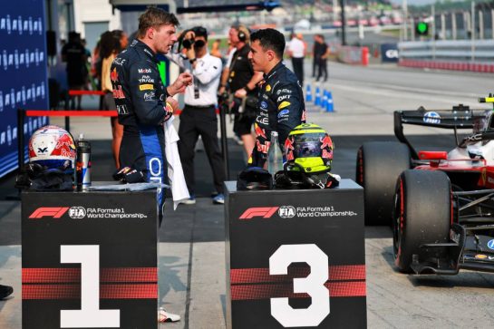 (L to R): Pole sitter Max Verstappen (NLD) Red Bull Racing with third placed team mate Isack Hadjar (FRA) Red Bull Racing in qualifying parc ferme.
03.10.2026. Formula 1 World Championship, Rd 16, Bahrain Grand Prix, Sepang, Malaysia, Qualifying Day.
- www.xpbimages.com, EMail: requests@xpbimages.com © Copyright: Charniaux / XPB Images