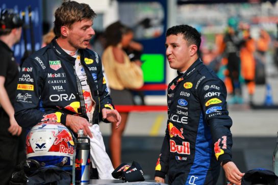 (L to R): Pole sitter Max Verstappen (NLD) Red Bull Racing with third placed team mate Isack Hadjar (FRA) Red Bull Racing in qualifying parc ferme.
03.10.2026. Formula 1 World Championship, Rd 16, Bahrain Grand Prix, Sepang, Malaysia, Qualifying Day.
- www.xpbimages.com, EMail: requests@xpbimages.com © Copyright: Charniaux / XPB Images