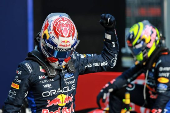 Max Verstappen (NLD) Red Bull Racing celebrates his pole position in qualifying parc ferme.
03.10.2026. Formula 1 World Championship, Rd 16, Bahrain Grand Prix, Sepang, Malaysia, Qualifying Day.
- www.xpbimages.com, EMail: requests@xpbimages.com © Copyright: Charniaux / XPB Images