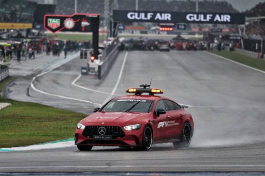 The Mercedes FIA Medical Car.
04.10.2026. Formula 1 World Championship, Rd 16, Bahrain Grand Prix, Sepang, Malaysia, Race Day.
- www.xpbimages.com, EMail: requests@xpbimages.com © Copyright: Moy / XPB Images