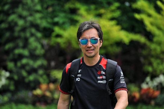 Ayao Komatsu (JPN) Haas F1 Team Principal.
08.10.2026. Formula 1 World Championship, Rd 17, Singapore Grand Prix, Marina Bay Street Circuit, Singapore, Preparations Day.
- www.xpbimages.com, EMail: requests@xpbimages.com © Copyright: Moy / XPB Images