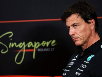 Wolff tears into 'brainless' Mercedes conspiracy theorists