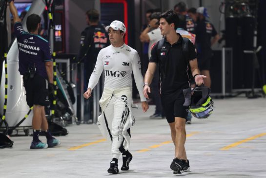 (L to R): Sergio Perez (MEX) Cadillac Formula 1 Team with Jo Canales (MEX) Cadillac Formula 1 Team Performance Coach.
09.10.2026. Formula 1 World Championship, Rd 17, Singapore Grand Prix, Marina Bay Street Circuit, Singapore, Practice and Sprint Qualifying.
- www.xpbimages.com, EMail: requests@xpbimages.com © Copyright: Batchelor / XPB Images