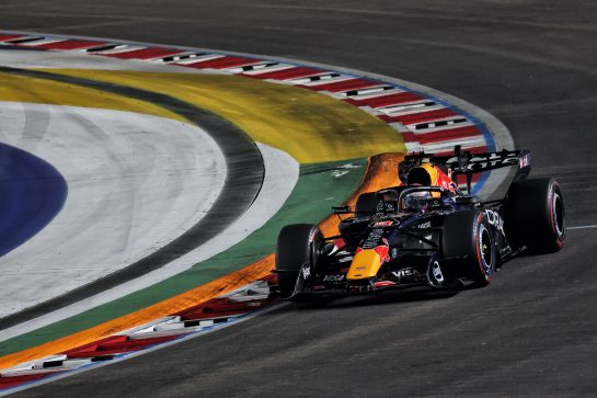 Max Verstappen (NLD) Red Bull Racing RB22.
10.10.2026. Formula 1 World Championship, Rd 17, Singapore Grand Prix, Marina Bay Street Circuit, Singapore, Sprint and Qualifying.
- www.xpbimages.com, EMail: requests@xpbimages.com © Copyright: Moy / XPB Images