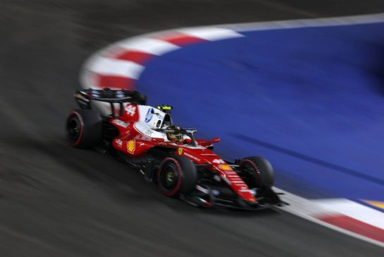 Lewis Hamilton (GBR) Scuderia Ferrari SF-26.
10.10.2026. Formula 1 World Championship, Rd 17, Singapore Grand Prix, Marina Bay Street Circuit, Singapore, Sprint and Qualifying.
- www.xpbimages.com, EMail: requests@xpbimages.com © Copyright: Moy / XPB Images