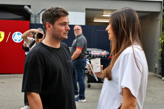 (L to R): Martin Garrix (NLD) DJ with Kelly Piquet (BRA).
11.10.2026. Formula 1 World Championship, Rd 17, Singapore Grand Prix, Marina Bay Street Circuit, Singapore, Race Day.
- www.xpbimages.com, EMail: requests@xpbimages.com © Copyright: Moy / XPB Images