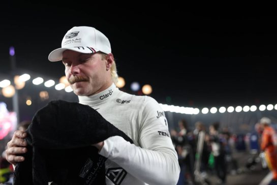 Valtteri Bottas (FIN) Cadillac Formula 1 Team on the grid.
11.10.2026. Formula 1 World Championship, Rd 17, Singapore Grand Prix, Marina Bay Street Circuit, Singapore, Race.
- www.xpbimages.com, EMail: requests@xpbimages.com © Copyright: Moy / XPB Images