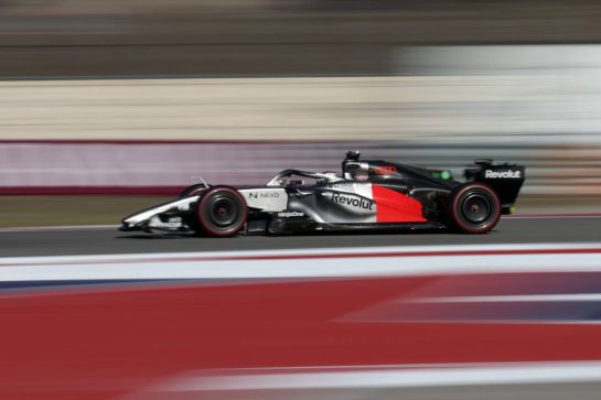 Nico Hulkenberg (GER) Audi F1 Team R26.
24.10.2026. Formula 1 World Championship, Rd 18, United States Grand Prix, Austin, United States, Qualifying Day.
- www.xpbimages.com, EMail: requests@xpbimages.com © Copyright: Dunbar / XPB Images