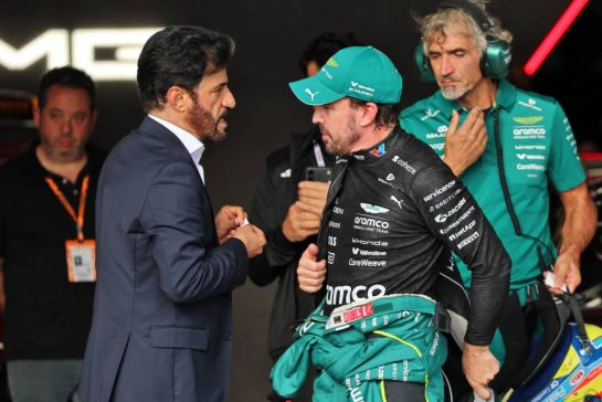 (L to R): Mohammed Bin Sulayem (UAE) FIA President with Fernando Alonso (ESP) Aston Martin F1 Team.
24.10.2026. Formula 1 World Championship, Rd 18, United States Grand Prix, Austin, United States, Qualifying Day.
- www.xpbimages.com, EMail: requests@xpbimages.com © Copyright: Batchelor / XPB Images