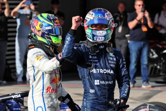 Andrea Kimi Antonelli (ITA) Mercedes AMG Formula One Team celebrates his pole position in qualifying parc ferme with third placed Isack Hadjar (FRA) Red Bull Racing.
24.10.2026. Formula 1 World Championship, Rd 18, United States Grand Prix, Austin, United States, Qualifying Day.
- www.xpbimages.com, EMail: requests@xpbimages.com © Copyright: Batchelor / XPB Images