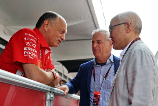 (L to R): Frederic Vasseur (FRA) Scuderia Ferrari Team Principal with Robert R. Bennett (USA) Vice Chairman of the Board of Directors of Liberty Media and Derek Chang (USA) Liberty Media President and CEO.
25.10.2026. Formula 1 World Championship, Rd 18, United States Grand Prix, Austin, United States, Race Day.
- www.xpbimages.com, EMail: requests@xpbimages.com © Copyright: Batchelor / XPB Images