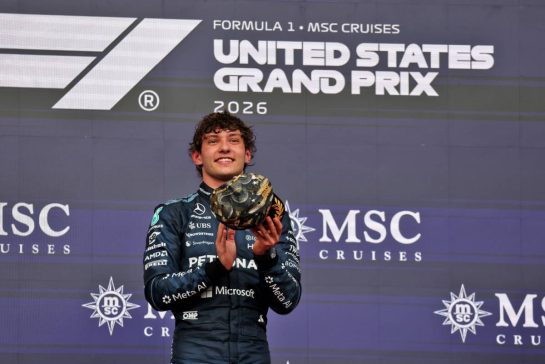 Race winner Andrea Kimi Antonelli (ITA) Mercedes AMG Formula One Team celebrates on the podium.
25.10.2026. Formula 1 World Championship, Rd 18, United States Grand Prix, Austin, United States, Race.
- www.xpbimages.com, EMail: requests@xpbimages.com © Copyright: Moy / XPB Images